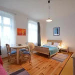 Rybak 3 Апартаменты Нехоже
